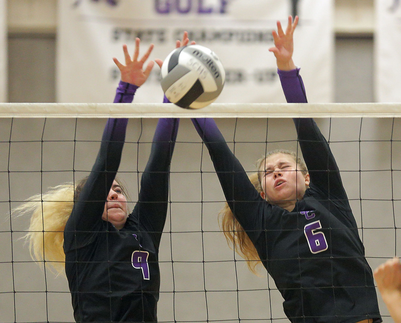 Truckee at Spring Creek Volleyball 59.jpg